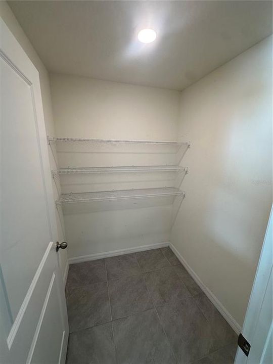 For Rent: $2,575 (5 beds, 3 baths, 2522 Square Feet)