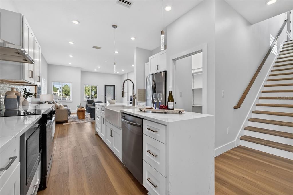 For Sale: $839,000 (4 beds, 3 baths, 2559 Square Feet)