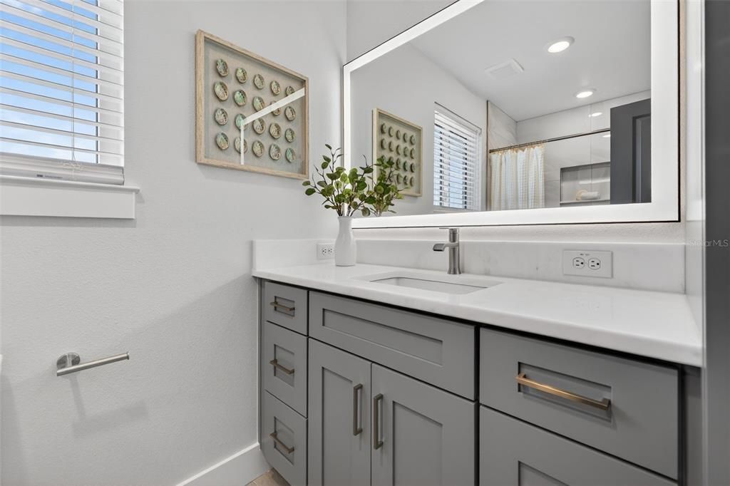 For Sale: $839,000 (4 beds, 3 baths, 2559 Square Feet)