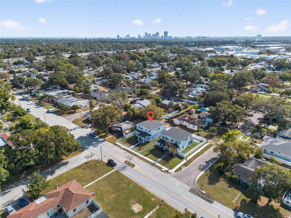 For Sale: $839,000 (4 beds, 3 baths, 2559 Square Feet)