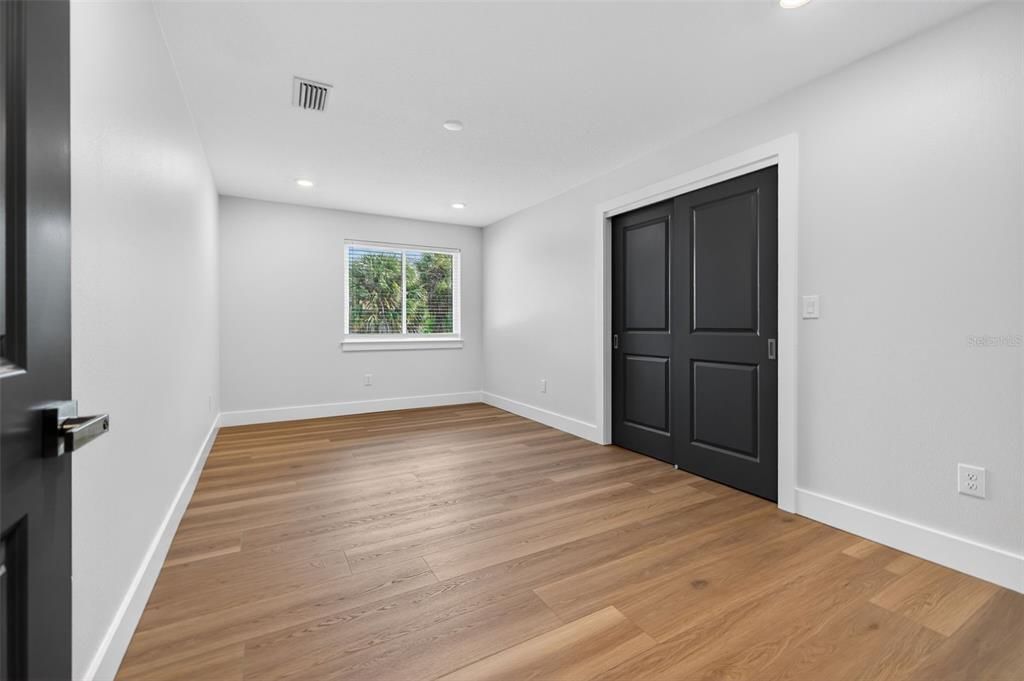 For Sale: $839,000 (4 beds, 3 baths, 2559 Square Feet)