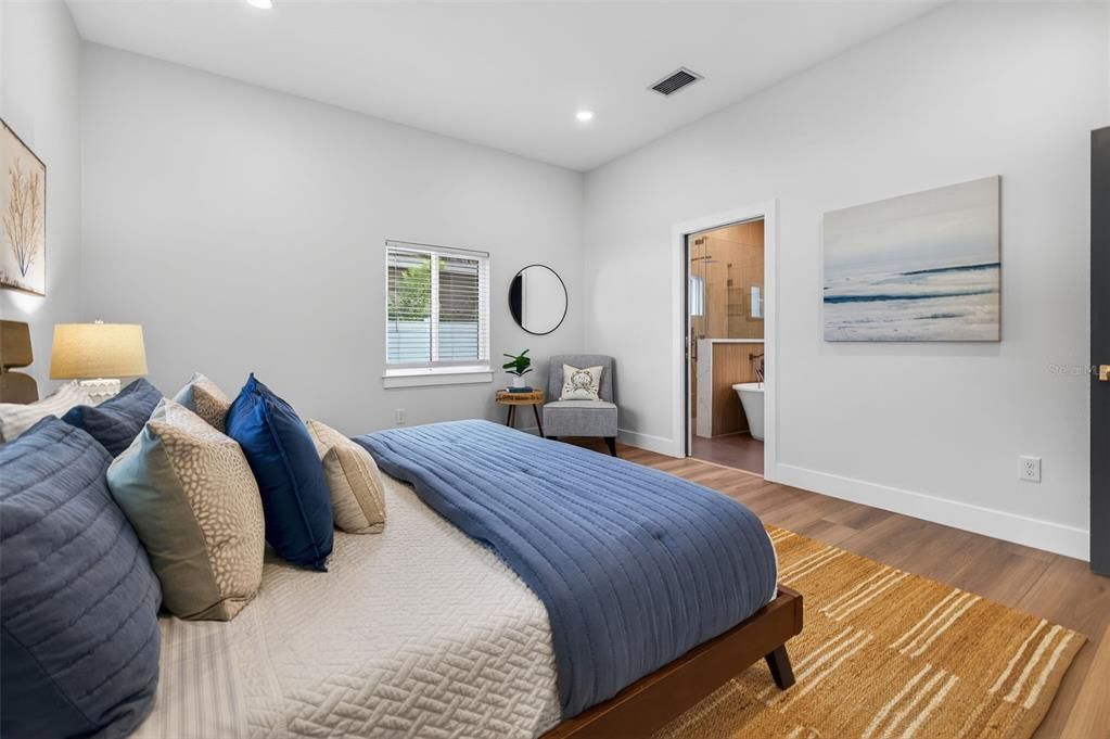 For Sale: $839,000 (4 beds, 3 baths, 2559 Square Feet)