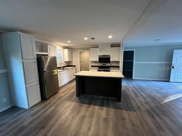 En Venta: $495,000 (3 camas, 2 baños, 1450 Pies cuadrados)