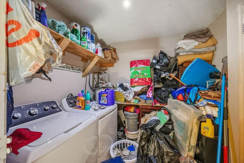 En Venta: $270,000 (3 camas, 2 baños, 1315 Pies cuadrados)