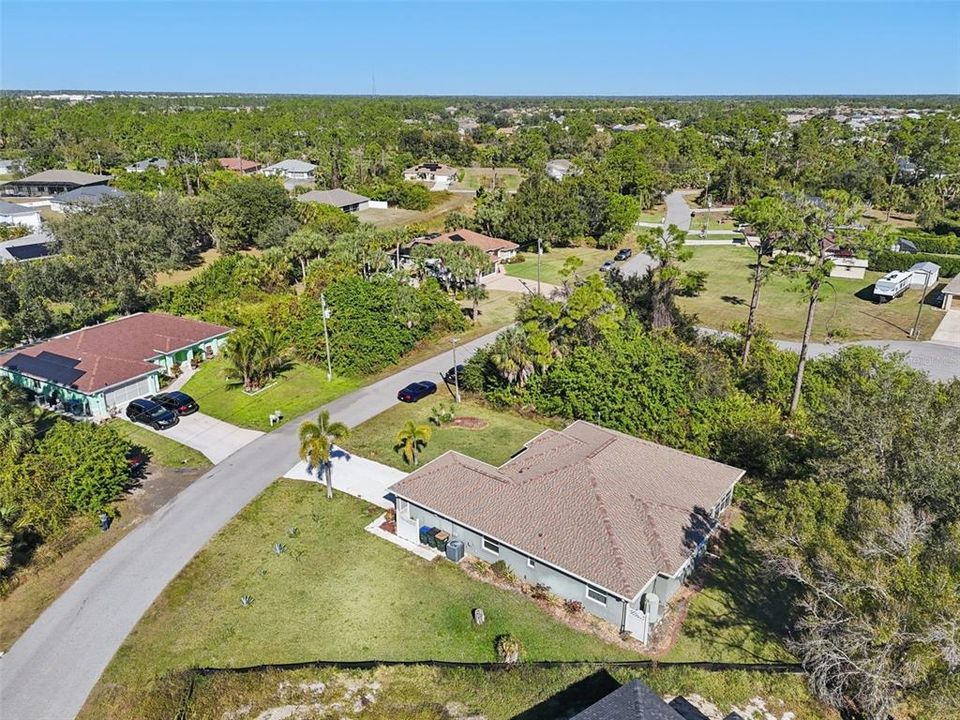 На продажу: $329,000 (3 спален, 2 ванн, 1987 Квадратных фут)