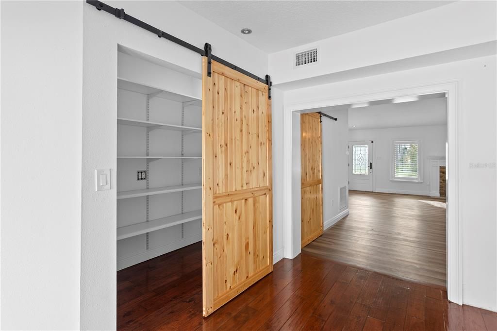 For Rent: $9,500 (3 beds, 3 baths, 2498 Square Feet)