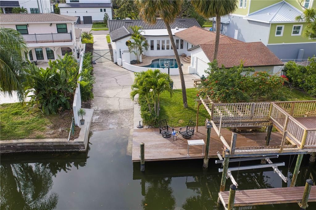 For Rent: $9,500 (3 beds, 3 baths, 2498 Square Feet)