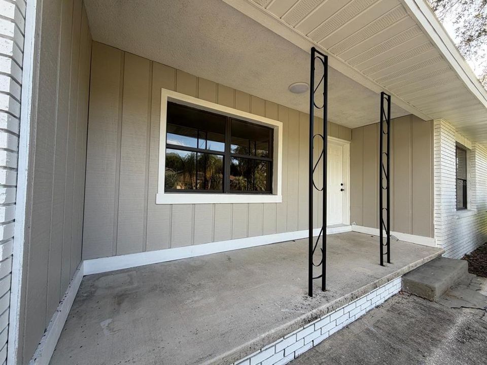 En Renta: $2,300 (4 camas, 2 baños, 1699 Pies cuadrados)