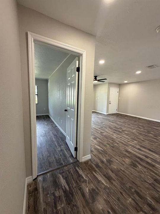 En Renta: $2,300 (4 camas, 2 baños, 1699 Pies cuadrados)