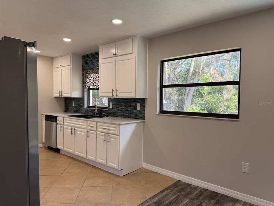 En Renta: $2,300 (4 camas, 2 baños, 1699 Pies cuadrados)