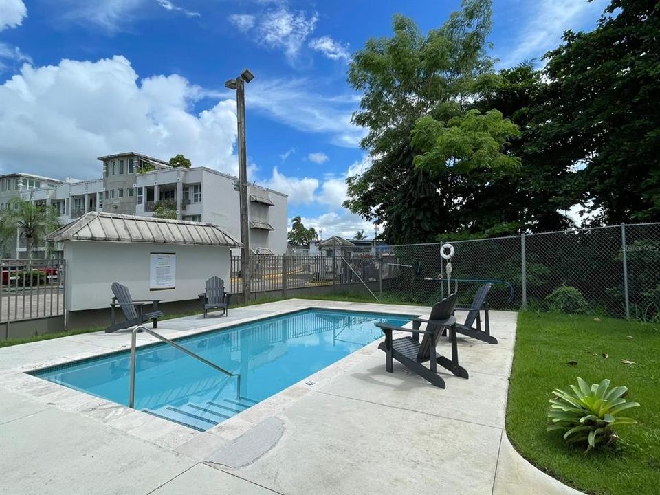 For Rent: $1,900 (3 beds, 2 baths, 1226 Square Feet)