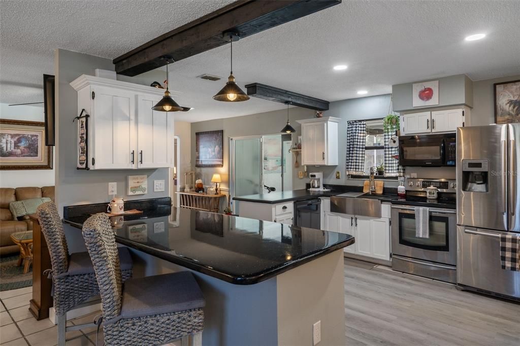 待售: $330,000 (3 贝兹, 2 浴室, 1575 平方英尺)