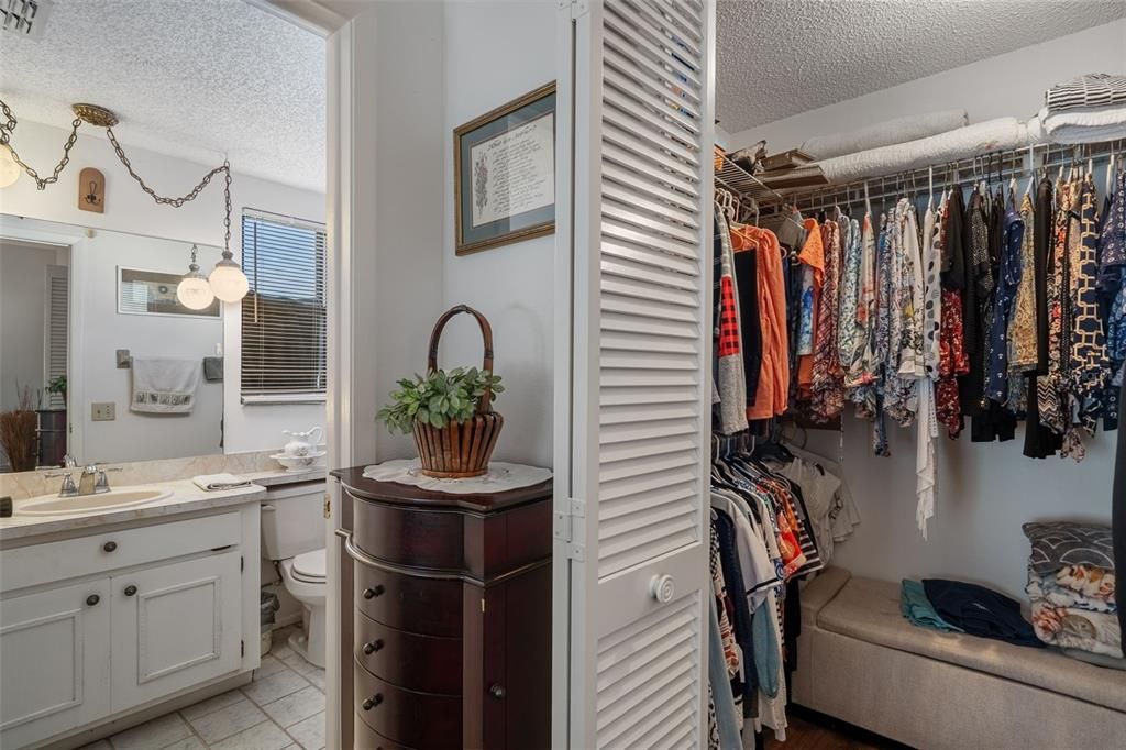 待售: $330,000 (3 贝兹, 2 浴室, 1575 平方英尺)