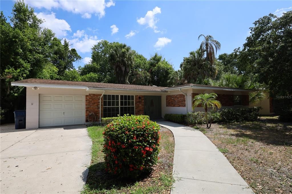 В аренду: $3,700 (3 спален, 2 ванн, 1740 Квадратных фут)