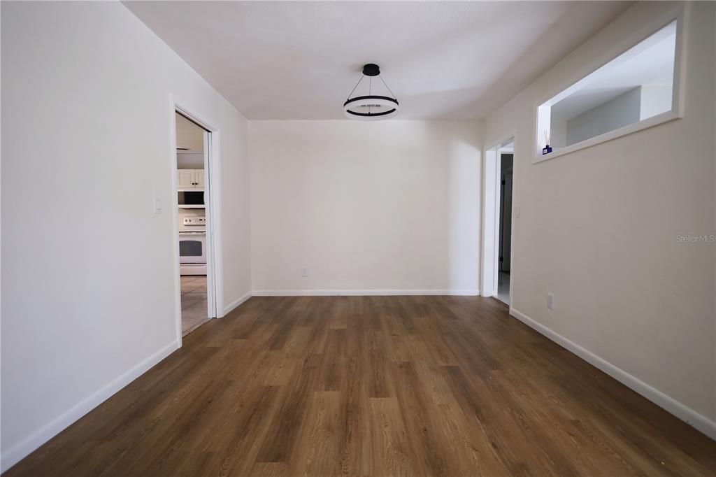 В аренду: $3,700 (3 спален, 2 ванн, 1740 Квадратных фут)