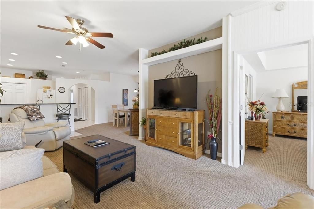 В аренду: $4,500 (3 спален, 2 ванн, 1525 Квадратных фут)