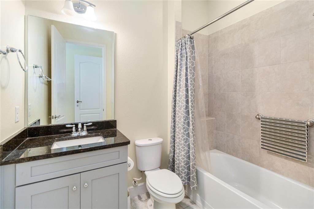 For Sale: $519,000 (3 beds, 3 baths, 2365 Square Feet)