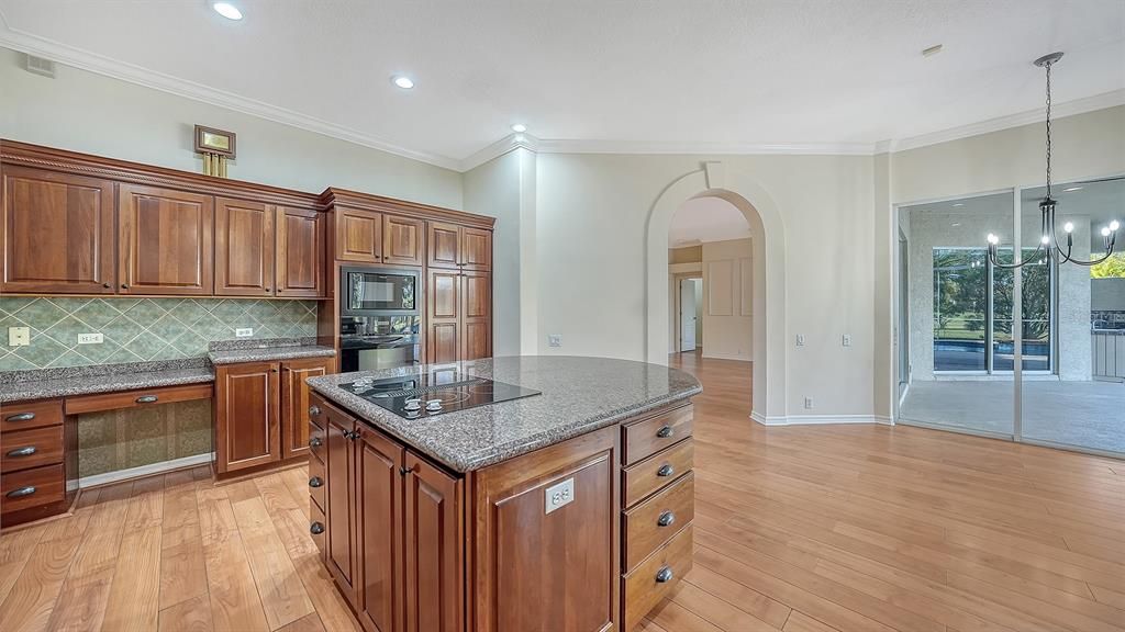 待售: $1,090,000 (4 贝兹, 3 浴室, 3632 平方英尺)