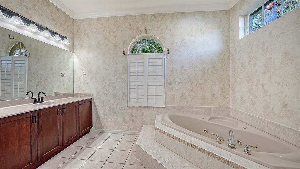 待售: $1,090,000 (4 贝兹, 3 浴室, 3632 平方英尺)