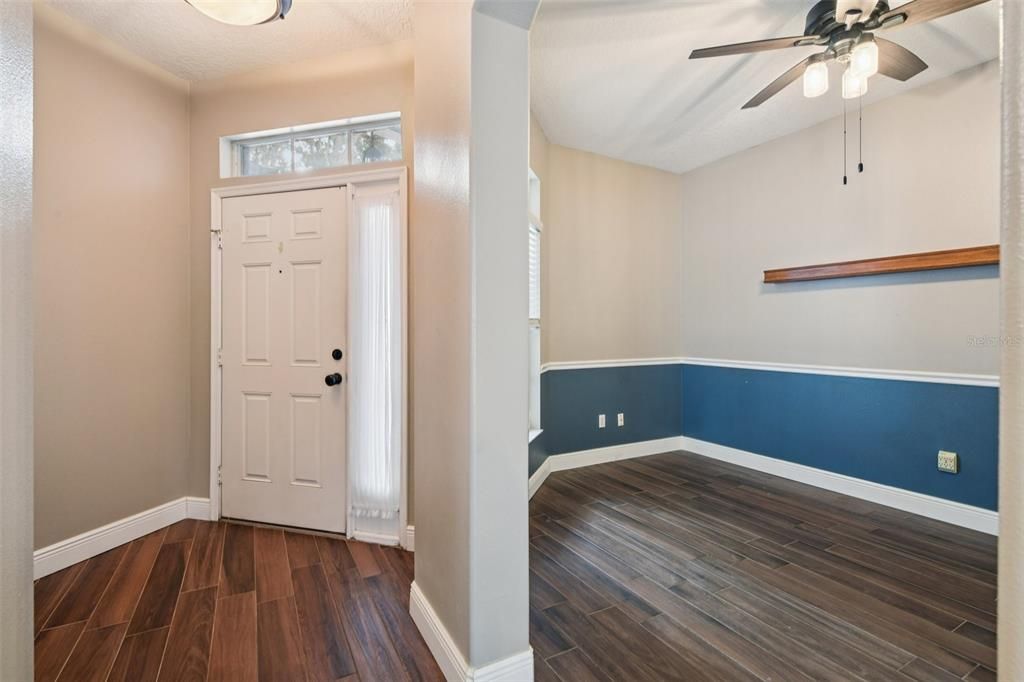 待售: $425,000 (3 贝兹, 2 浴室, 1626 平方英尺)