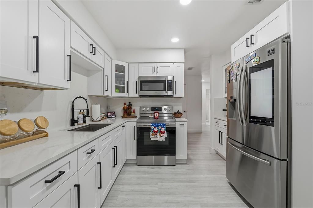 待售: $449,999 (3 贝兹, 1 浴室, 1317 平方英尺)