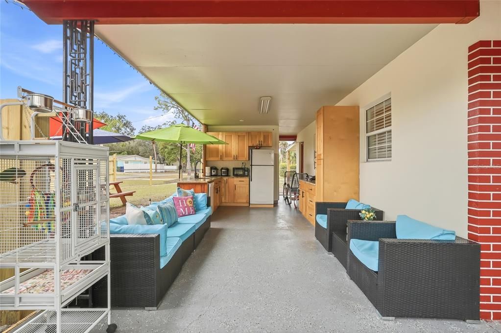 待售: $449,999 (3 贝兹, 1 浴室, 1317 平方英尺)