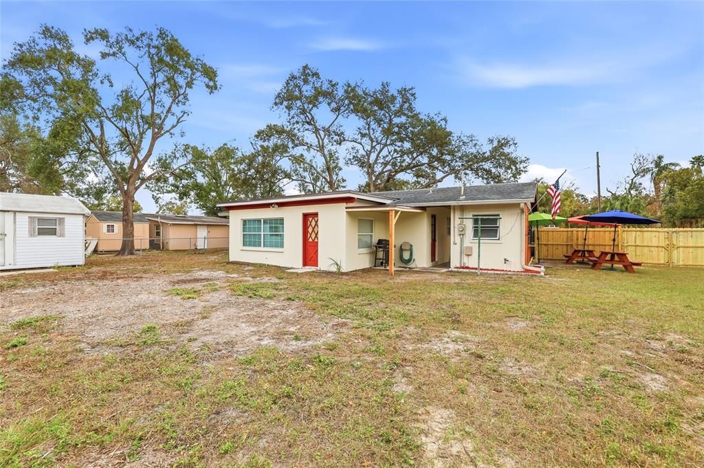 待售: $449,999 (3 贝兹, 1 浴室, 1317 平方英尺)