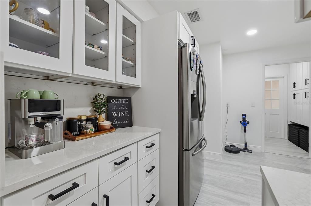 待售: $449,999 (3 贝兹, 1 浴室, 1317 平方英尺)