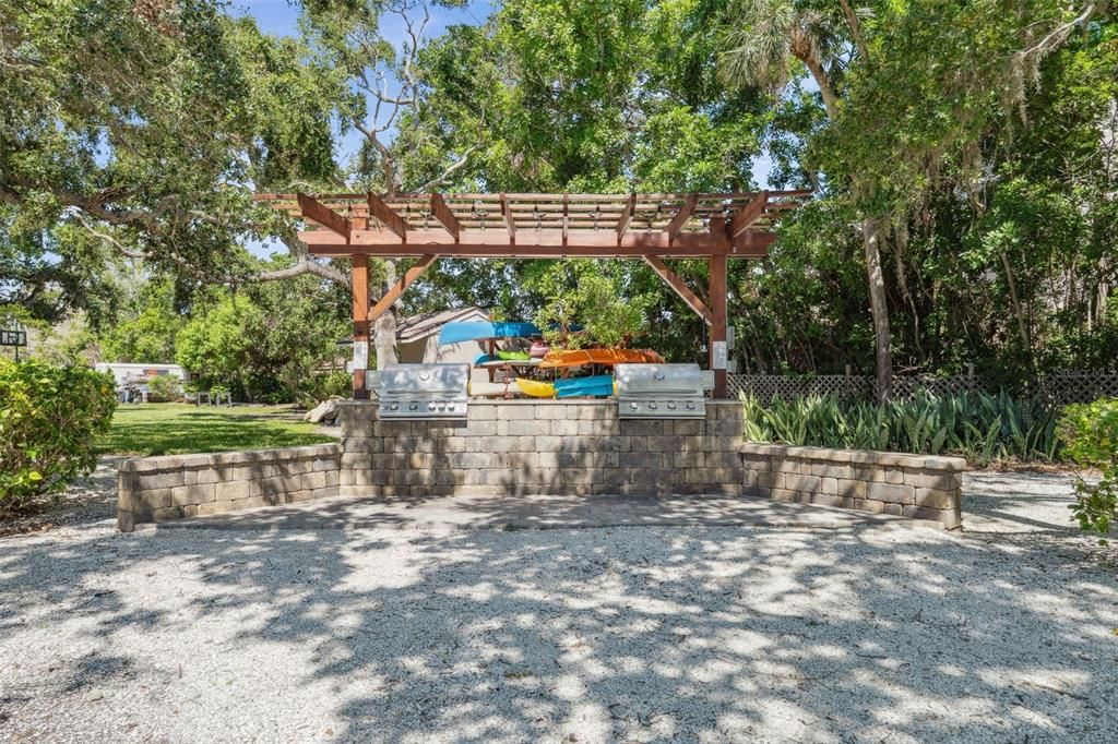 For Sale: $927,000 (3 beds, 2 baths, 2358 Square Feet)