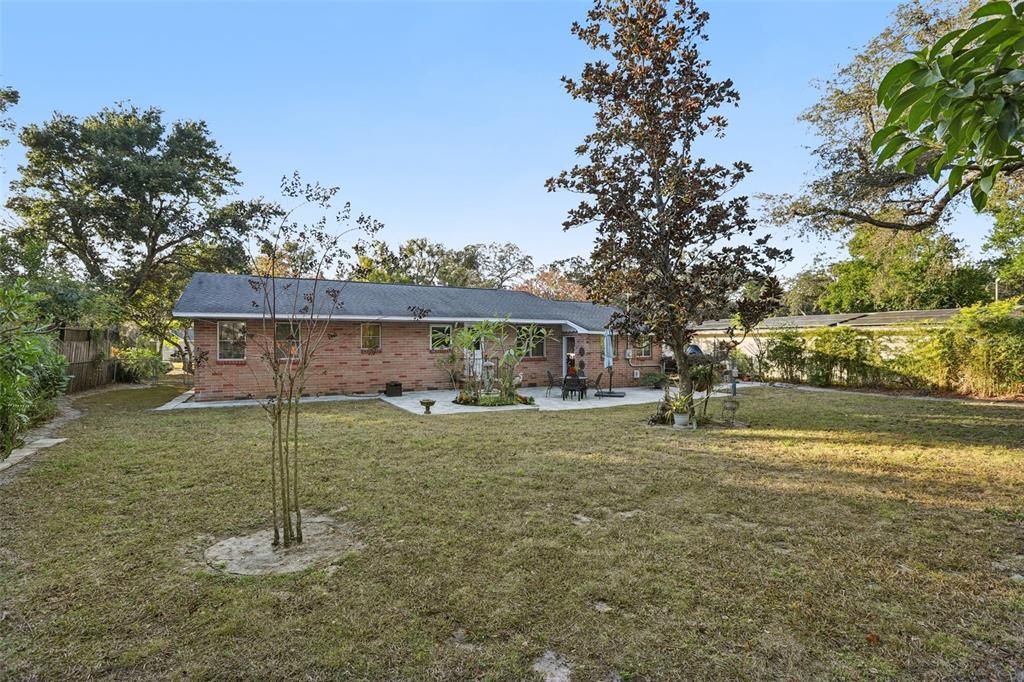 For Sale: $349,900 (2 beds, 1 baths, 1288 Square Feet)