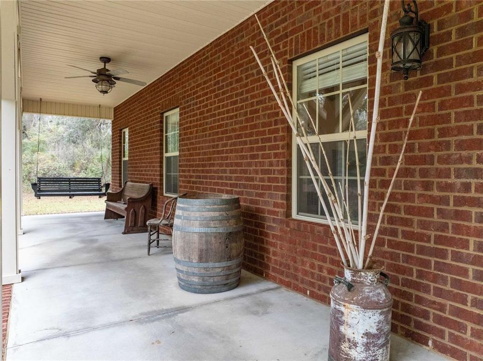 待售: $875,000 (4 贝兹, 2 浴室, 2664 平方英尺)