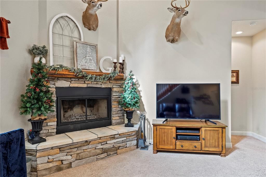 待售: $875,000 (4 贝兹, 2 浴室, 2664 平方英尺)