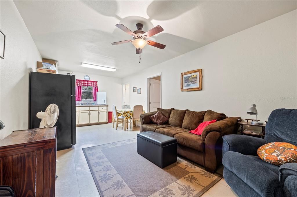 待售: $875,000 (4 贝兹, 2 浴室, 2664 平方英尺)