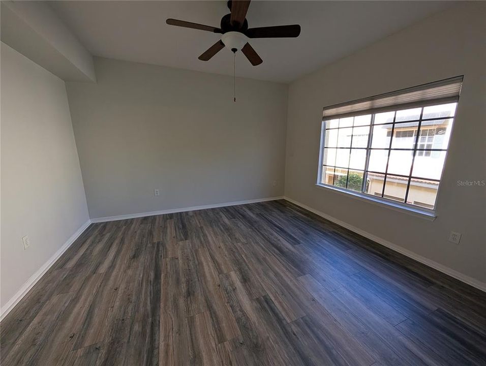 В аренду: $4,500 (3 спален, 3 ванн, 1698 Квадратных фут)