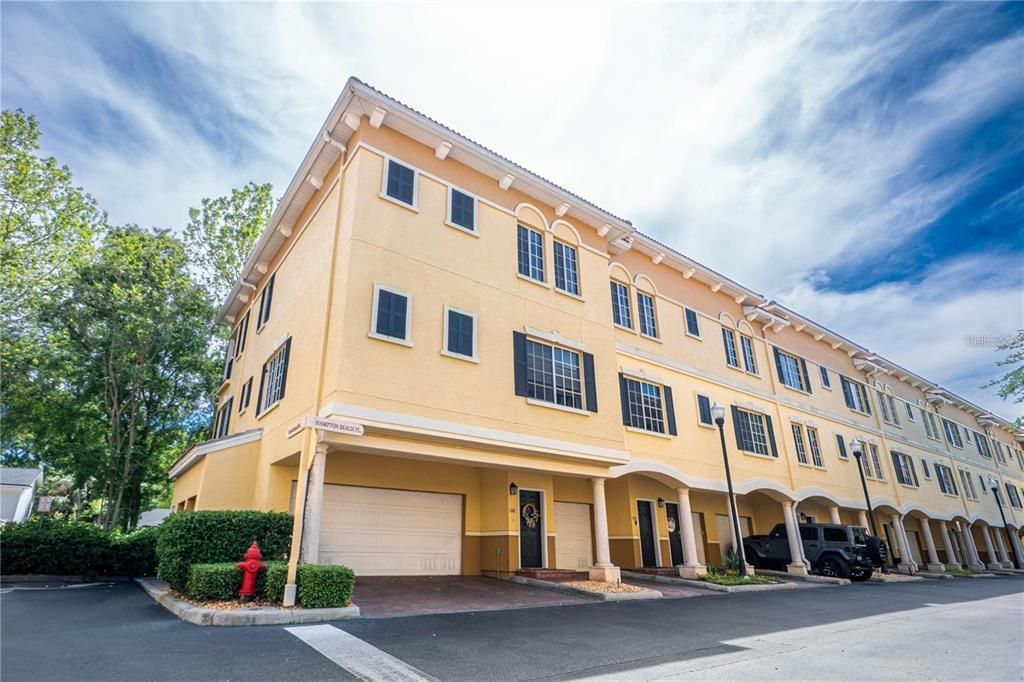 В аренду: $4,500 (3 спален, 3 ванн, 1698 Квадратных фут)