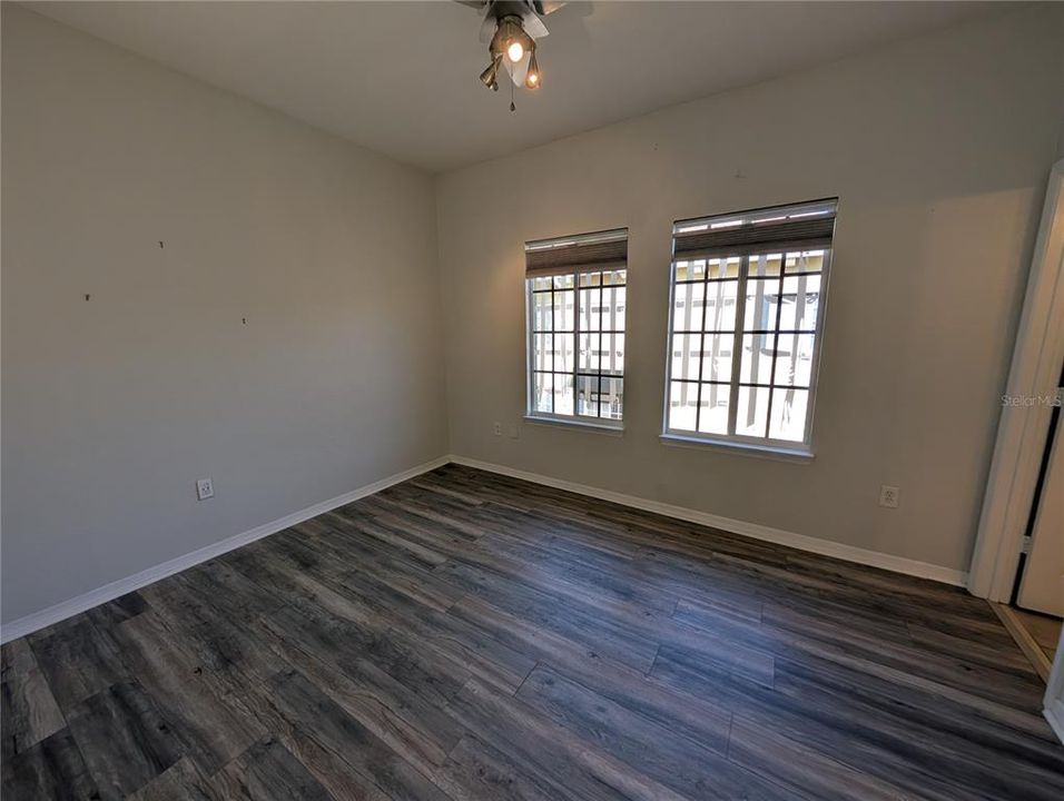 В аренду: $4,500 (3 спален, 3 ванн, 1698 Квадратных фут)