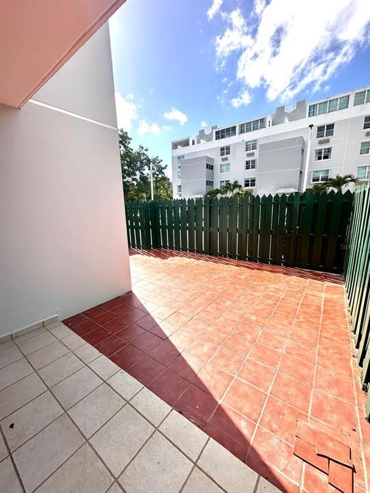 For Rent: $1,850 (3 beds, 2 baths, 1457 Square Feet)