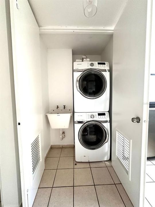 For Rent: $1,850 (3 beds, 2 baths, 1457 Square Feet)