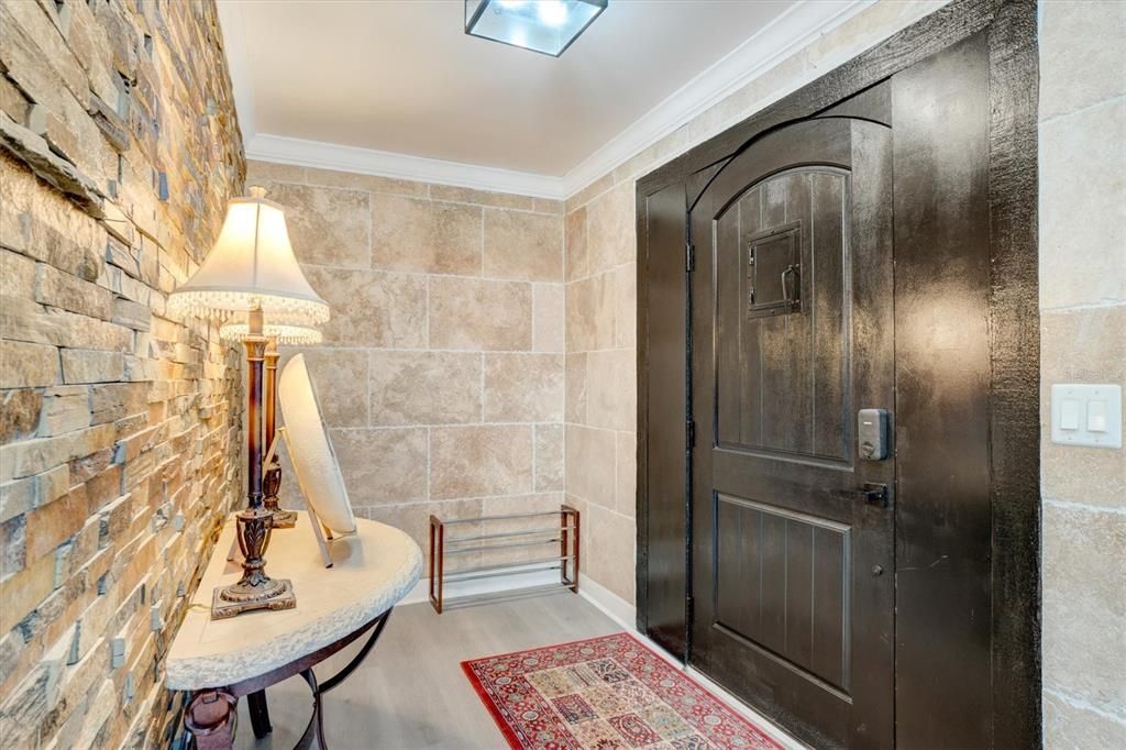 For Rent: $3,900 (4 beds, 2 baths, 3364 Square Feet)