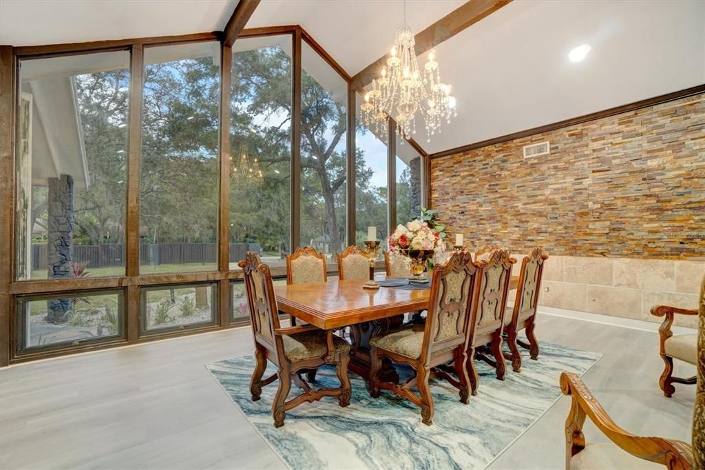 For Rent: $3,900 (4 beds, 2 baths, 3364 Square Feet)