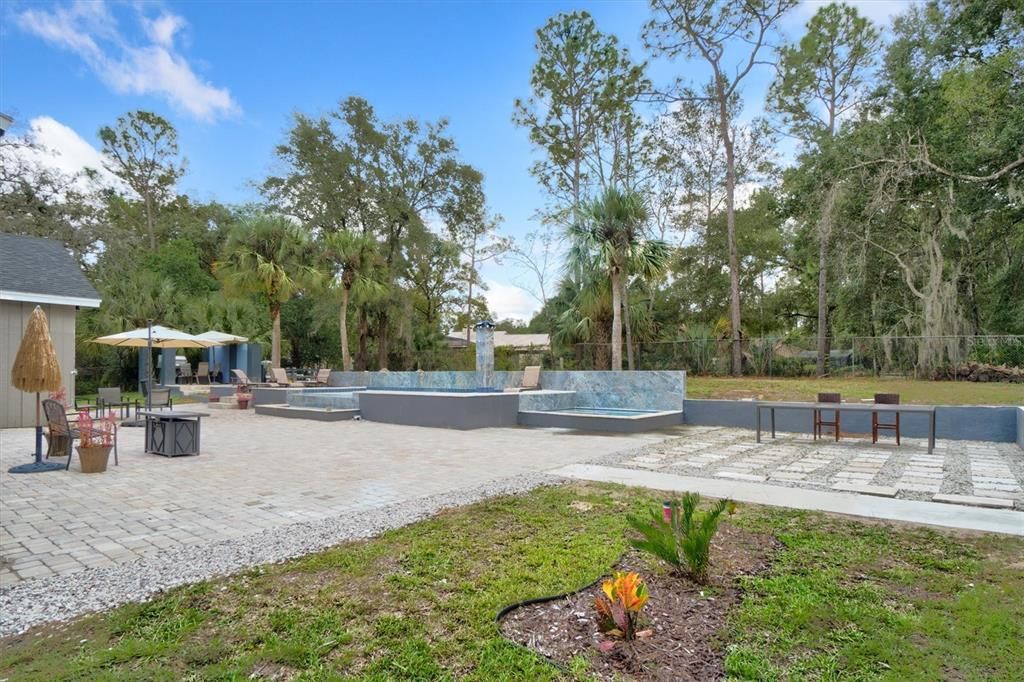 For Rent: $3,900 (4 beds, 2 baths, 3364 Square Feet)