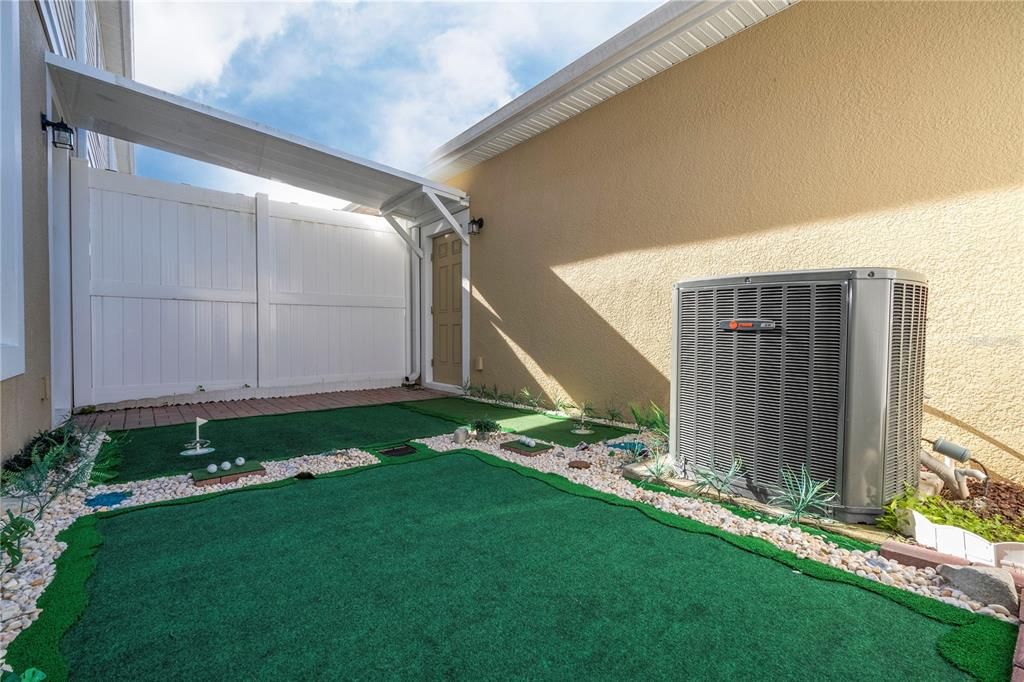 En Venta: $459,000 (3 camas, 3 baños, 2032 Pies cuadrados)