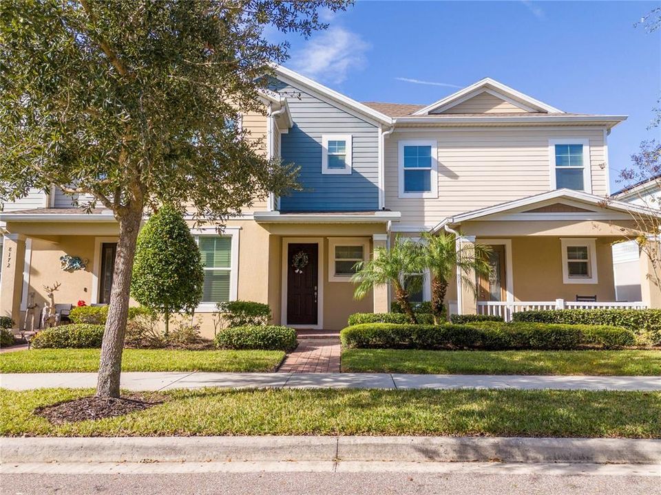 En Venta: $459,000 (3 camas, 3 baños, 2032 Pies cuadrados)