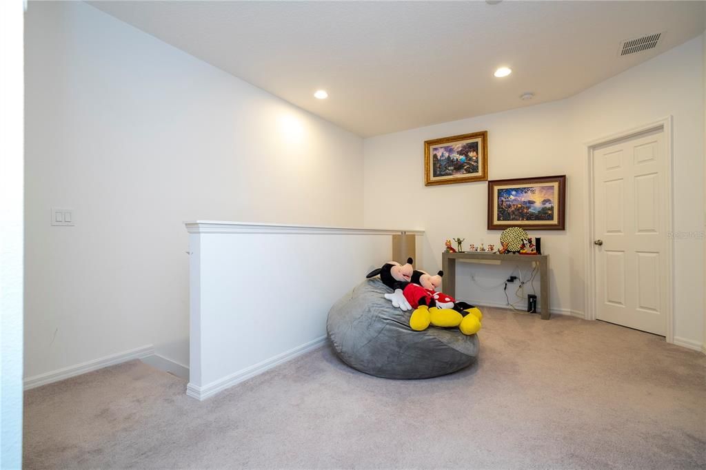 En Venta: $459,000 (3 camas, 3 baños, 2032 Pies cuadrados)