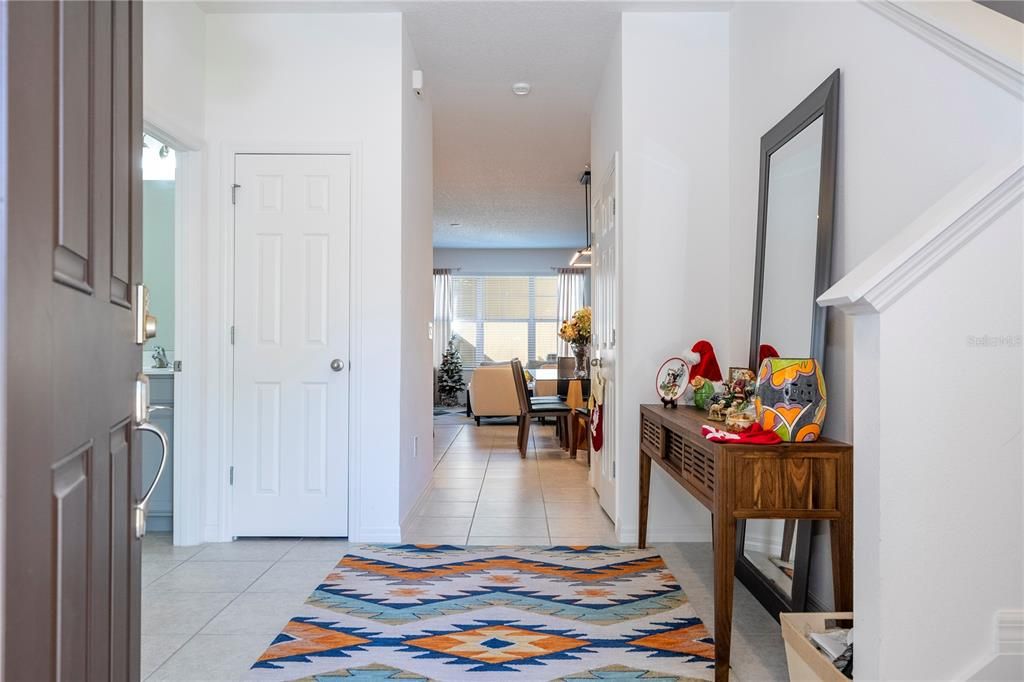 En Venta: $459,000 (3 camas, 3 baños, 2032 Pies cuadrados)