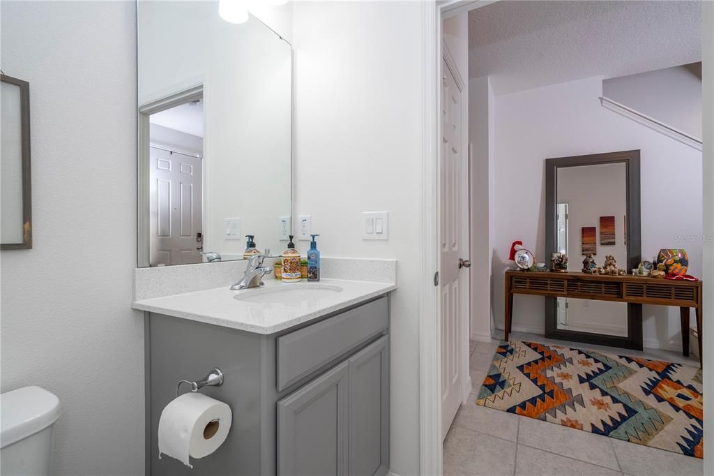 En Venta: $459,000 (3 camas, 3 baños, 2032 Pies cuadrados)