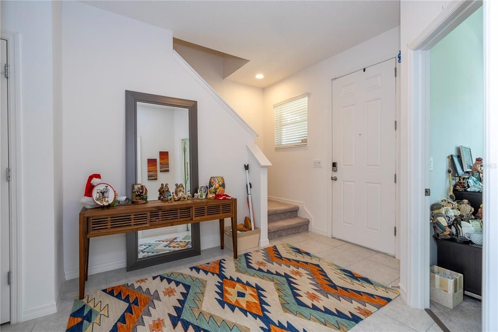 En Venta: $459,000 (3 camas, 3 baños, 2032 Pies cuadrados)