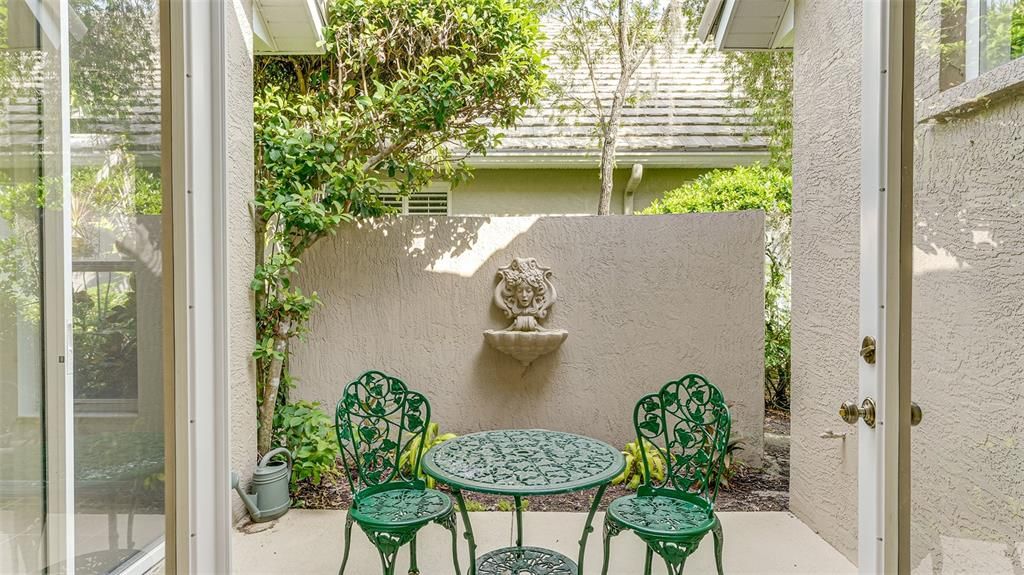 В аренду: $3,200 (2 спален, 2 ванн, 1752 Квадратных фут)