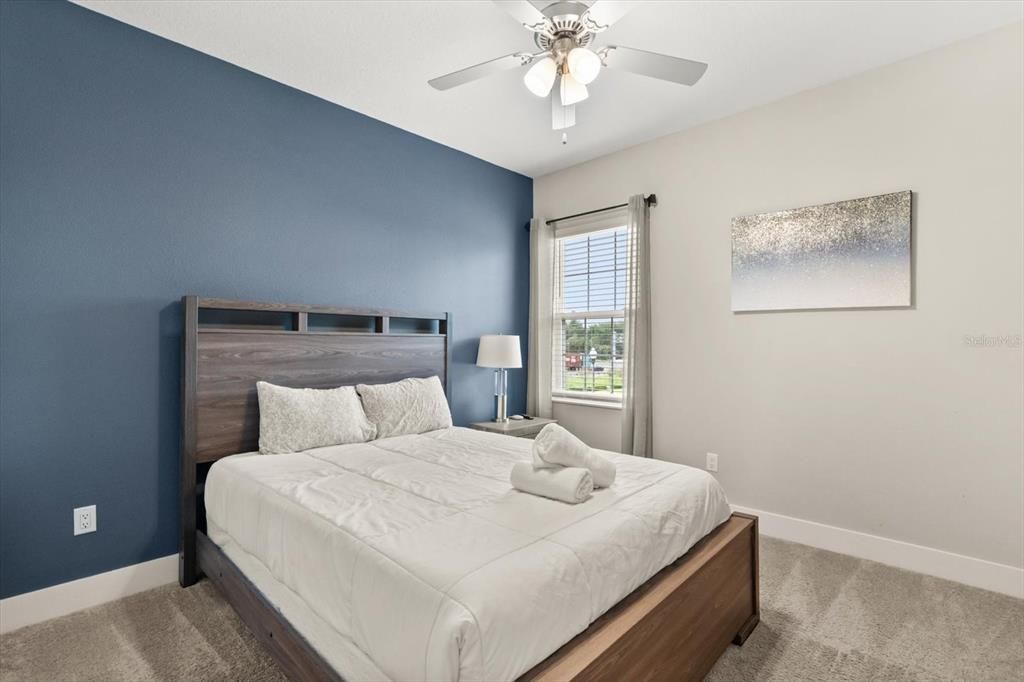 For Sale: $438,888 (4 beds, 2 baths, 2089 Square Feet)