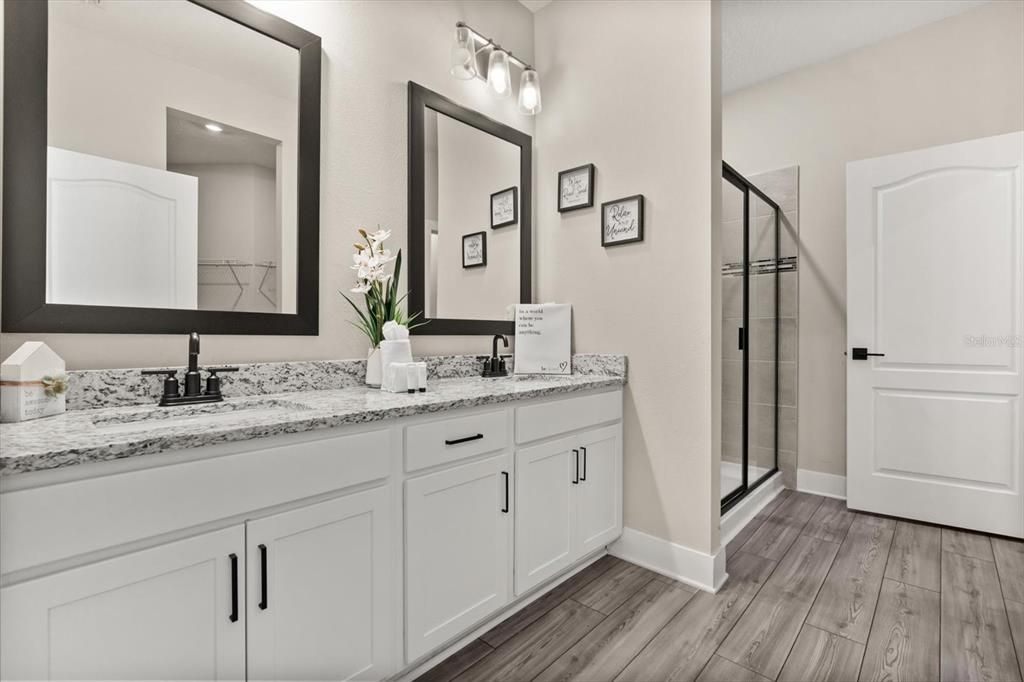 For Sale: $438,888 (4 beds, 2 baths, 2089 Square Feet)